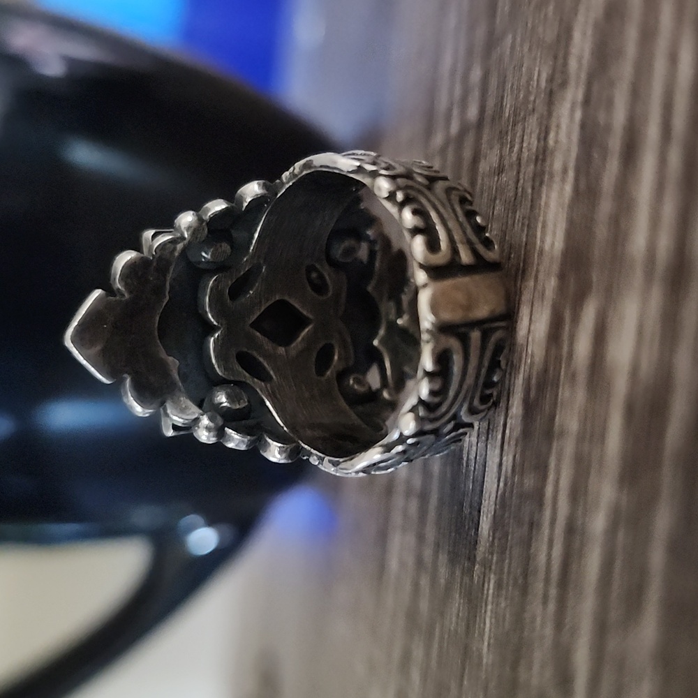 Silver Ring - Picture 6 of 11